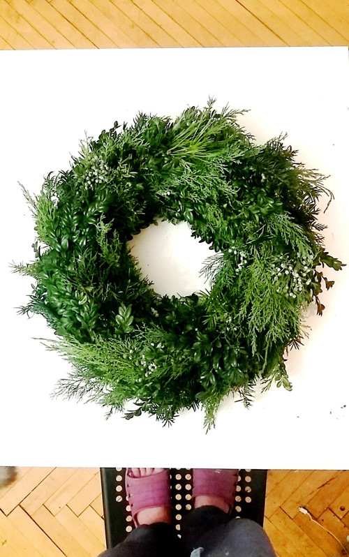 Maxi CHLUPAJDA věnec z adventního jehličí