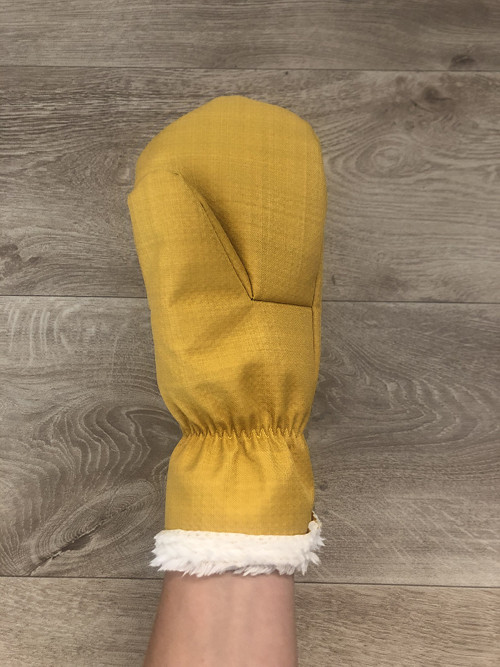 Dětské softshellové rukavice s beránkem — foto 1