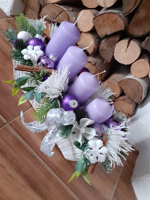 Adventní svícen fialový