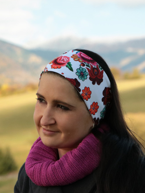 Úpletová čelenka výšivka