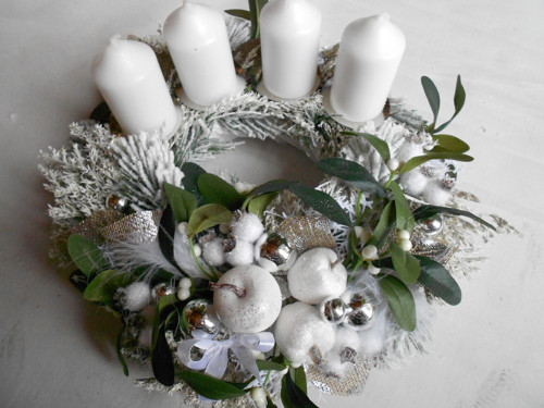 Adventní věneček -jmelí — foto 1