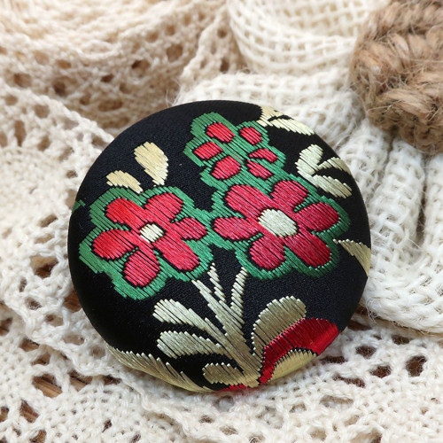 Buttonková brož Kvítky brokátu 38mm *na objednávku