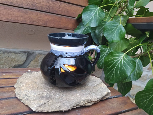 Aromalampa černobílá