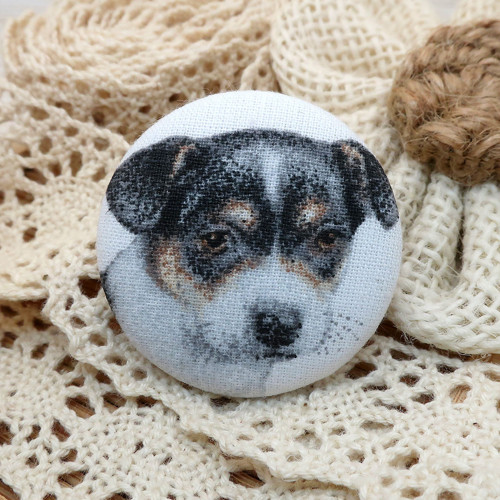 Buttonková brož Štěně 38mm *na objednávku
