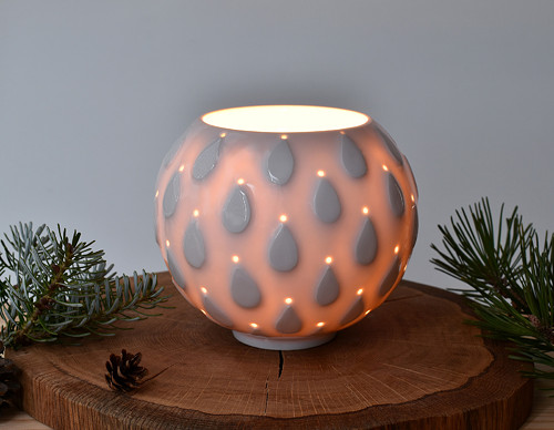 Porcelánový svícen Pro-svítání