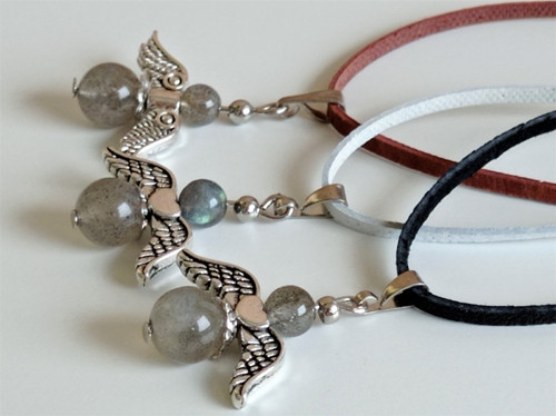 Andílek*přívěsek*Labradorit*amulet*štěstí*minerál*