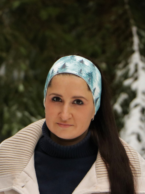 Úpletová čelenka stromy v hmle — foto 1