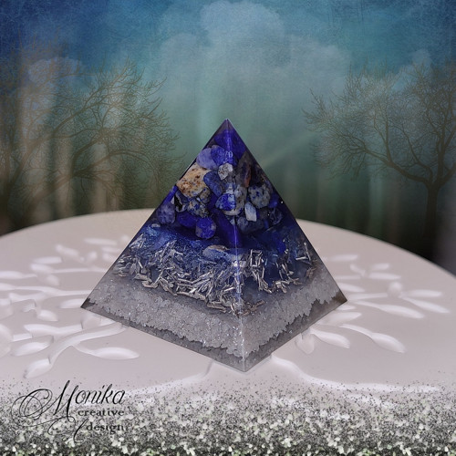 Pyramida