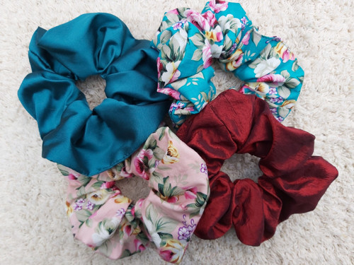 Scrunchie - velká gumička, náramek ...