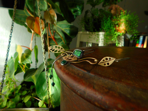 Monstera Monkey mask. — foto 1
