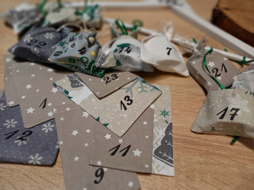 ADVENTNÍ vánoční KALENDÁŘ PYTLÍČKOVÝ — foto 1