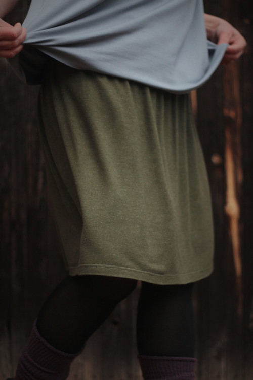 Sukně ............ M - XL — foto 1