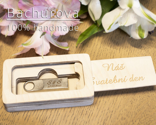 Krabička na Flash disk — foto 1