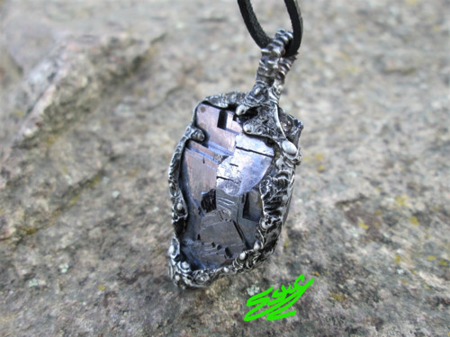 Talisman ,, Tenet " — foto 1