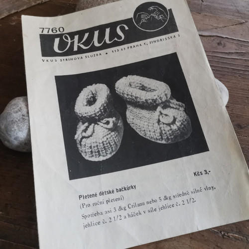 VKUS 7760 ... Pletené dětské bačkůrky — foto 1