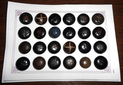 24x starožitné KNOFLÍKY, vzor: míč