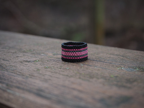 Prsten Miyuki "Black Rose"