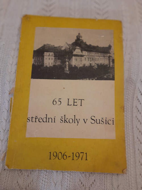 65 let střední školy v Sušici