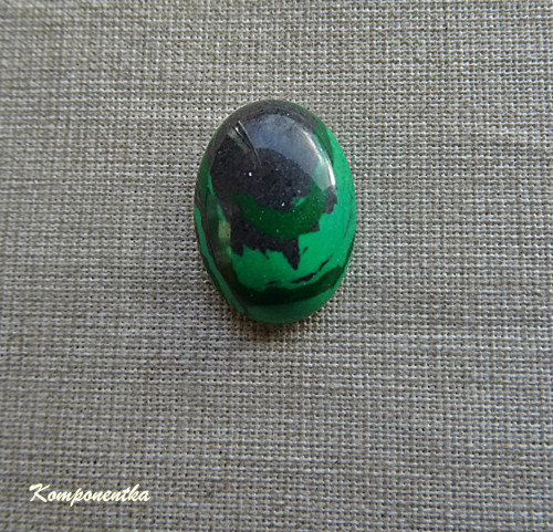 Kabošon polodrahokamu Malachit 13x18mm 1kus