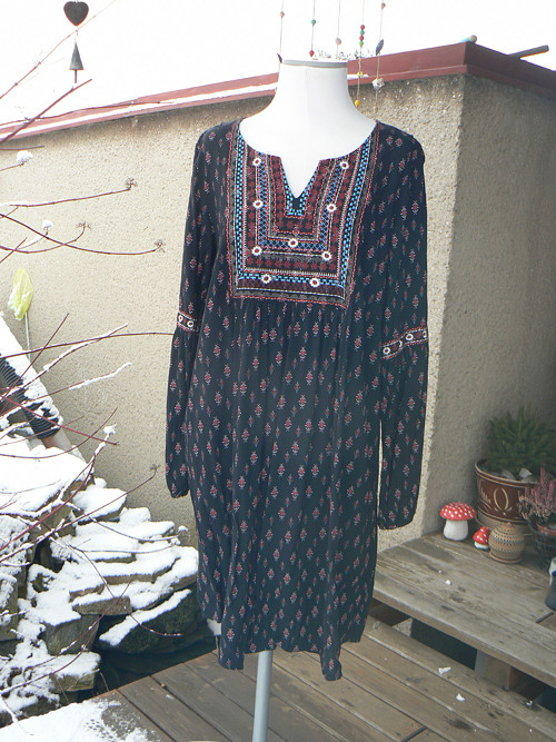 Hippie šaty s výšivkou... — foto 1