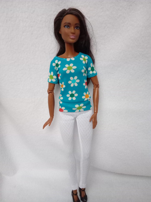 Tričko pro Barbie — foto 1