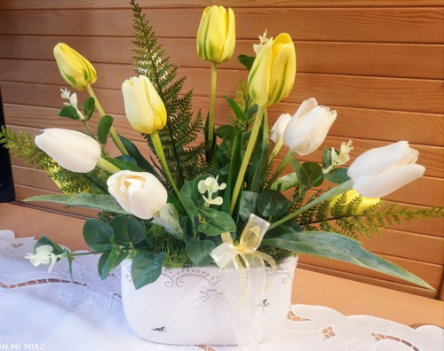 Jarní tulipánová dekorace — foto 1