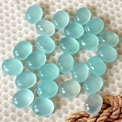 Chalcedon aqua kabošon ovál / 10x8mm