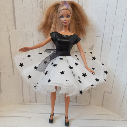 Baletní sukně a body pro Barbie