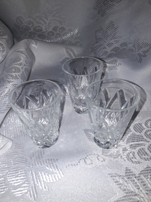 Broušené panaky