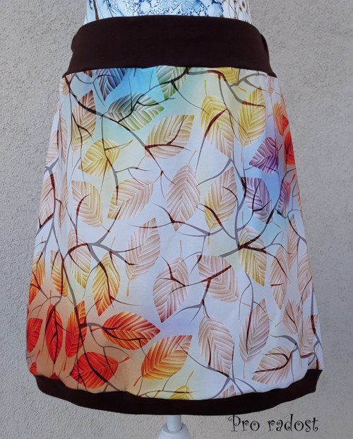 RŮZNOBAREVNÉ LÍSTKY délka cca 50cm vel.XS-2XL