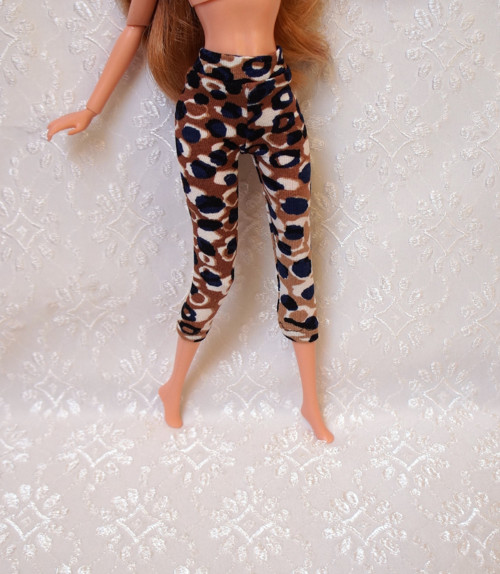 Capri legíny — foto 1