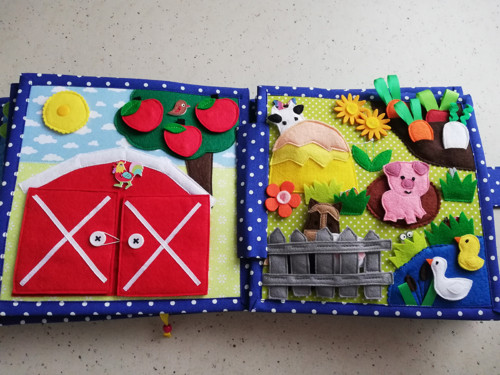 Quiet book Dvojstrana Farma se stájí