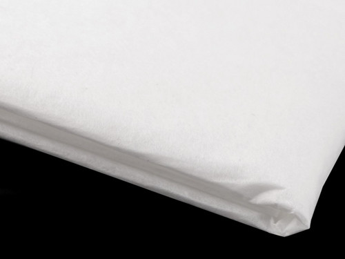 Netkaná textilie Perlan na střihy šíře 95 cm (1m)
