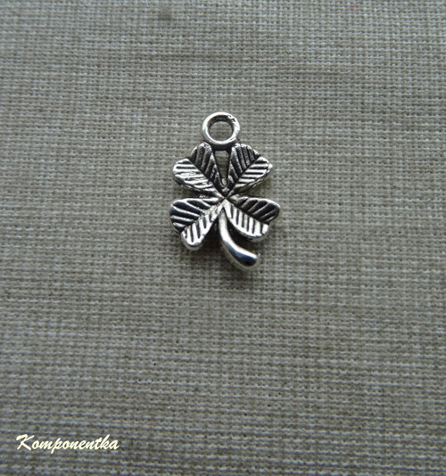 Přívěšek čtyřlístek 15x10mm - 1kus