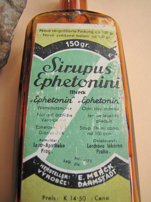 Lahvička od sirupusu Ephetonini