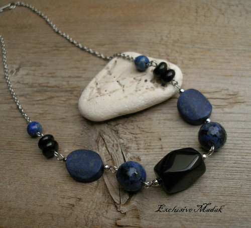 La luna .... onyx, dumortierit, lapis — foto 1