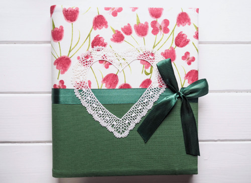 Vintage fotoalbum tulipány