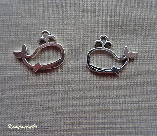 Kovový přívěsek velryba 15x19mm 2kusy