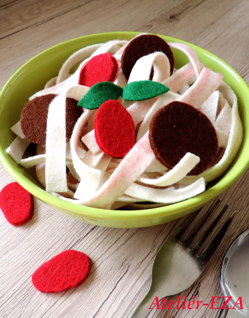 Tagliatelle s masovými kuličkami