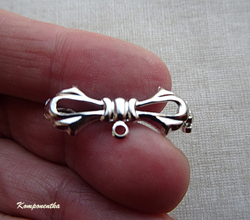 Špendlík brož 27x10mm 1kus