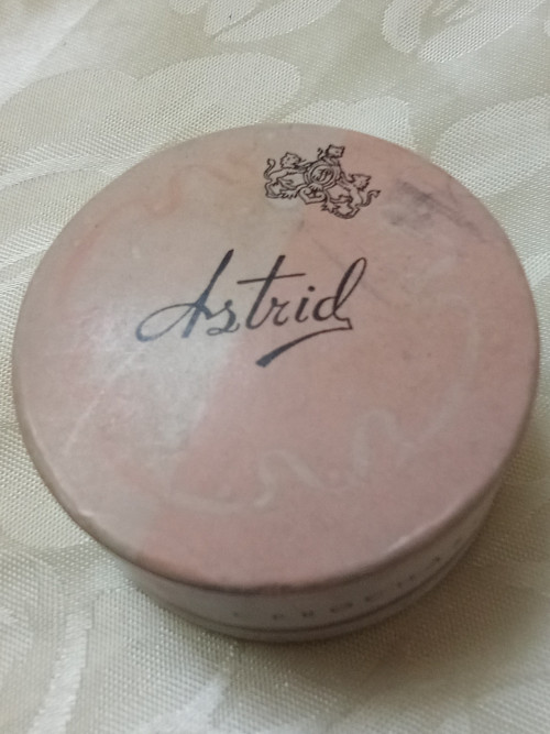 Astrid pudr — foto 1