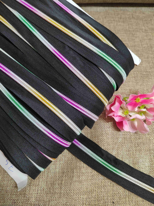 Duhový zip spirálový šíře 6 mm metráž