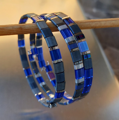 Modré s šedou — foto 1