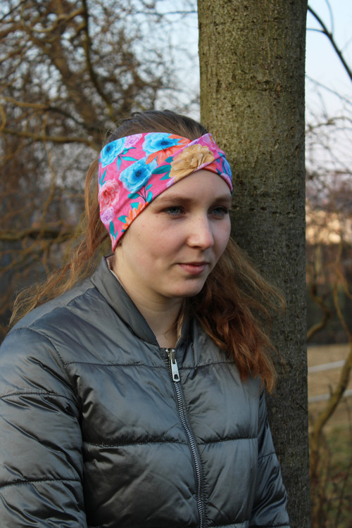 Čelenka " květy na růžové"