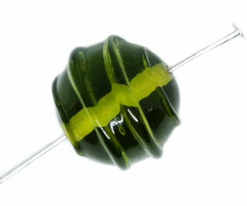 2pc Crystal zelené spirály Pruhované Lampwork