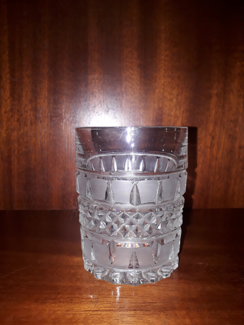 Broušená retro sklenice