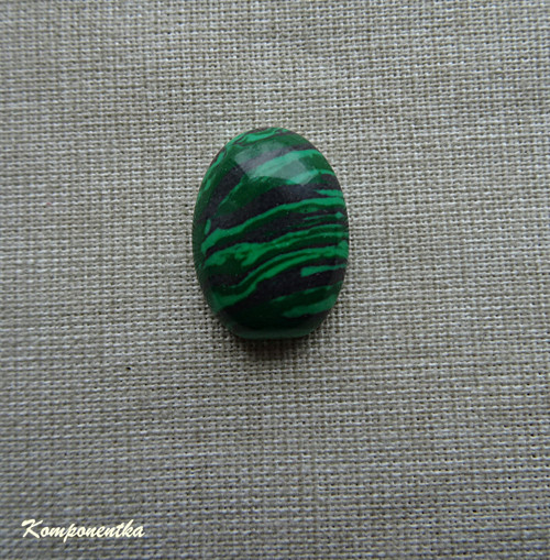 Kabošon polodrahokamu Malachit 13x18mm 1kus