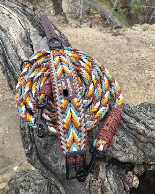 Paracord obojek s nastavitelným řemínkem