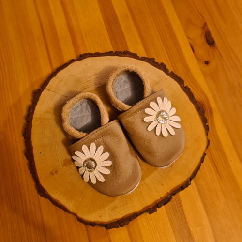 Kožené capáčky 16,5 cm — foto 1