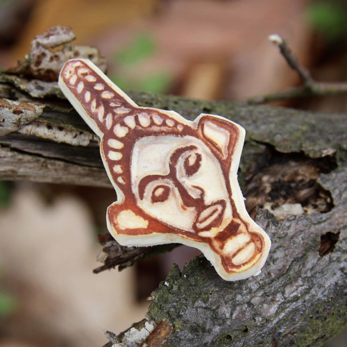 Tribal, fimo brož